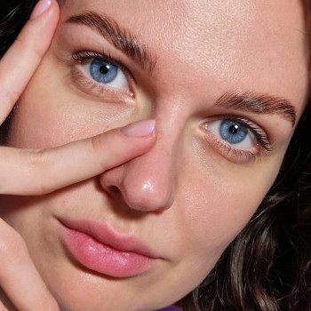 Ламінування брів (комплекс)
                    Бровист Юлия Киев