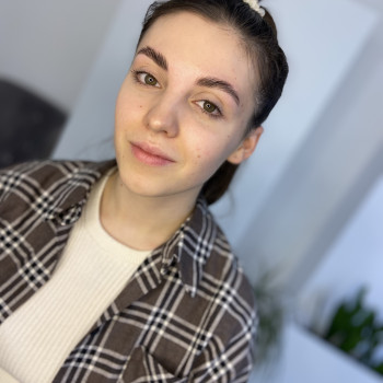 Фарбування і корекція брів
                    Бровіст Алла Полтава