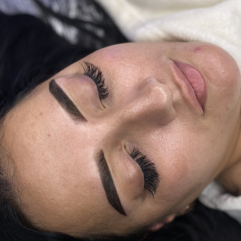 Перманентний макіяж брів