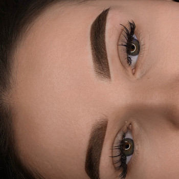 Перманентний макіяж брів