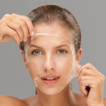 Пілінг
                    Косметолог-инъекционист Марьяна Фастов