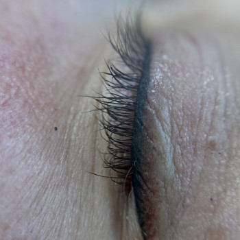 Перманентний макіяж стрілок, стрілка з розтушовкою
                    Майстер перманентного макіяжу Наталия Ивановна Київ