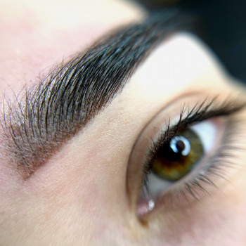 Перманентний макіяж брів