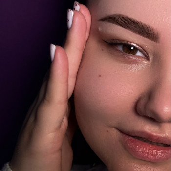 Ламінування брів з фарбуванням