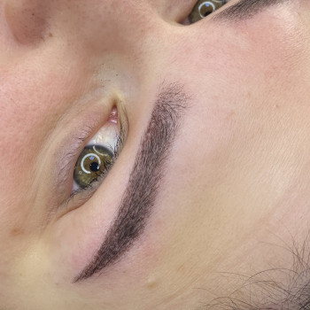 Перманентний макіяж брів
                    Тату салон  Канев