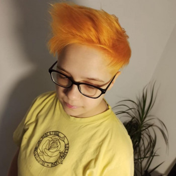 Жіночі стрижки
                    Перукар-колорист Ольга Дніпро