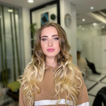 Макияж та зачіска
                    Салон красоты Fargo Киев