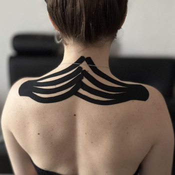 Лімфодренажне тейпування шеї 


 #тейпування