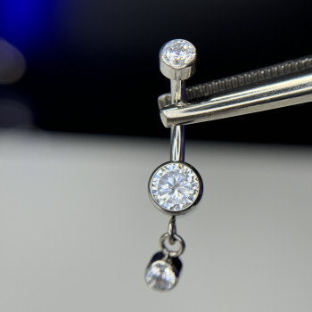 Титанова прикраса в пупок