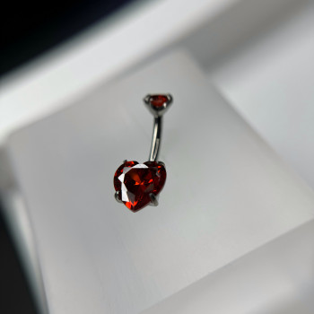 Титанова прикраса у пупок