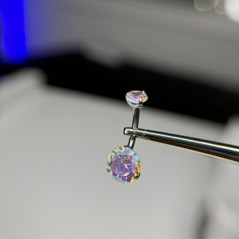 Титанова прикраса у пупок