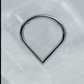 Заміна прикраси
                    Мастер по пирсингу Аеліта Кременчуг