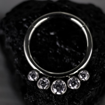 Заміна прикраси
                    Мастер по пирсингу Аеліта Кременчуг