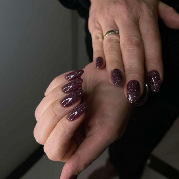 Манікюр зі зняттям та покриттям
                    Салон красоты Fargo Киев