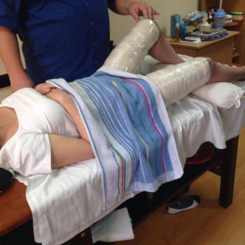 Антицелюлітний комплекс на 1 і 3 сеанси
                    Масажний салон Центр здоров'я і масажу Львів