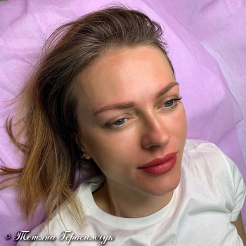 Пудрові брови

 #пудровібррви #татуажбрів #перманентниймакіяжбрів, фото - Мастер перманентного макияжа Татьяна Герасимчук