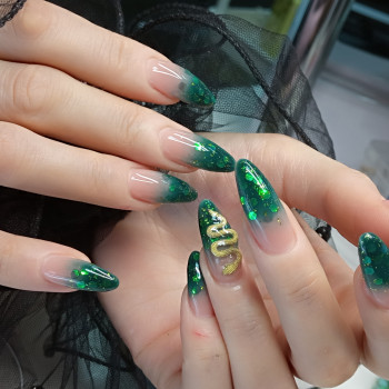 Дизайн
                    Майстер манікюру Наталя Київ