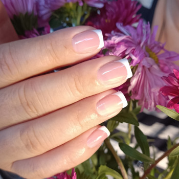 Французький манікюр