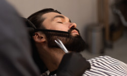 Стрижка бороди та вус Барбершоп Barberry Barber's Львов