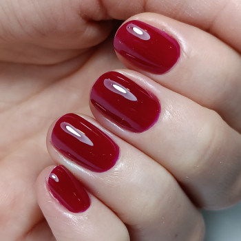 Манікюр
                    Мастер маникюра Вікторія Каменское