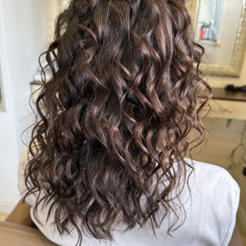 Фарбування волосся
                    Салон красоты Krasa Днепр