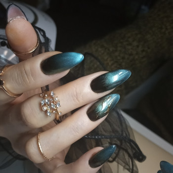 Дизайн
                    Майстер манікюру Наталя Київ