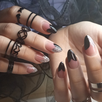 Дизайн
                    Майстер манікюру Наталя Київ