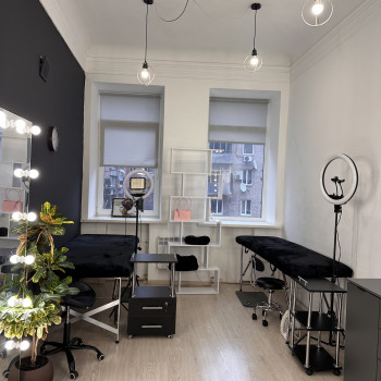 Аренда кабинету/кушетки/зеркала
                    Мастер перманентного макияжа Ольга Днепр