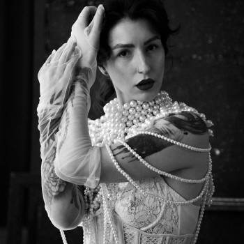 Фотосессия в стиле ретро чб, фото - Фотограф Артём Коренченко