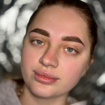 Перманент брів
                    Лешмейкер Нина Николаев