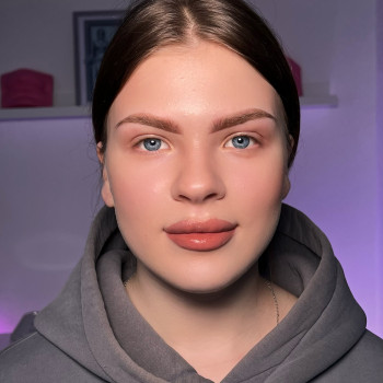 Заживший перманентный макияж бровей
⚜️ Пудровое напыление