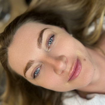 Ламінування вій
                    Бровист Ирина Николаев