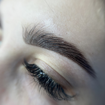 Фарбування брів
                    Бровіст Ирина Миколаїв