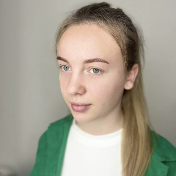 Фарбування брів
                    Бровіст Ирина Миколаїв