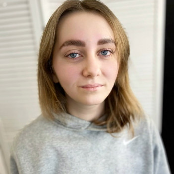 - Ламінування вій 
- Ламінування брів з фарбуванням