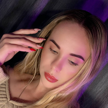 Майстер бровист Людмила 
Корекція+фарбування брів