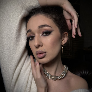 Макіяж
                    Візажист Юлия Чернігів