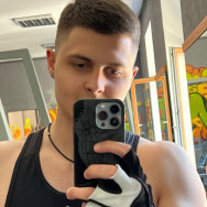 Фитнес тренер Роман Плечий на Barb.ua