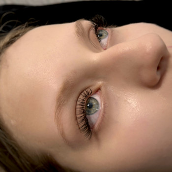 Нарощування вій
                    Бровист Майя Днепр