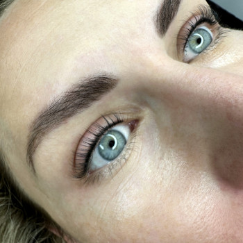 ПЕРМАНЕНТНИЙ макіяж
                    Мастер перманентного макияжа Алена Вишнёвое