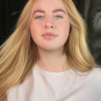 Натуральне фарбування брів