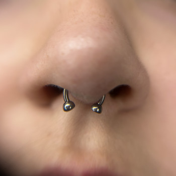 Тату пірсинг носа, фото - Тату майстер Анастасія Тітарчук