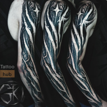 Татуювання
                    Тату салон  Канів