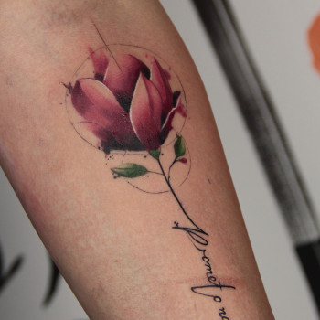 Тату на руці напис квітка, фото - Тату салон Tattoo hub