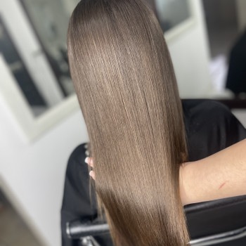 Кератиновое выпрямление Кератиновое вирівнювання
                    Перукар Оля Кривий Ріг