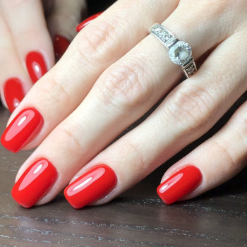 Манікюр
                    Мастер маникюра Юля Киев