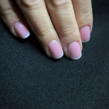 Манікюр
                    Косметолог Виктория Київ