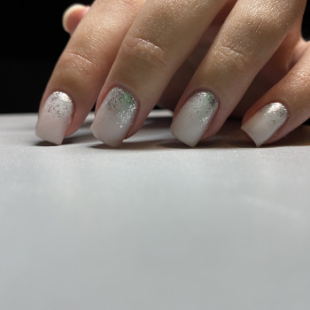 Манікюр
                    Косметолог Виктория Київ