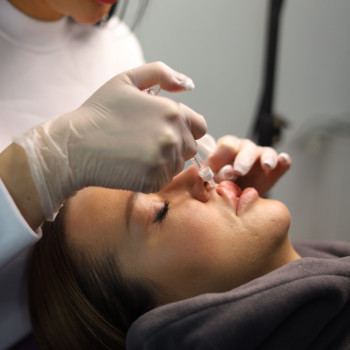 Full face Вилиці, кути Джолі, підборіддя
                    Косметолог-инъекционист Ірина Львов