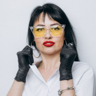 Мастер маникюра Марина Бондаренко на Barb.ua